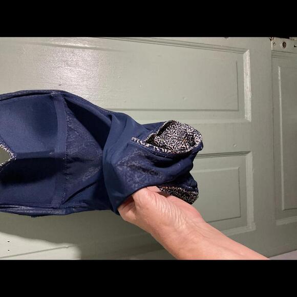 Nip Tuck Swimsuit  Navy with Pink patternOne Piece Size 4 - Picture 11 of 13